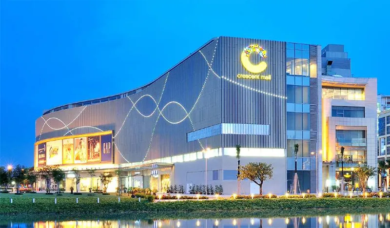 Trung Tâm Thương Mại TP HCM: Địa Điểm Mua Sắm, Giải Trí "Quên Lối Về"